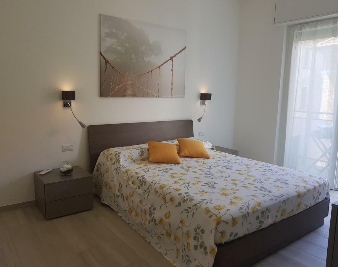 Appartamento La Casetta Arona Exterior foto